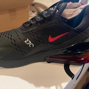 Nike 270 “Bred” Black